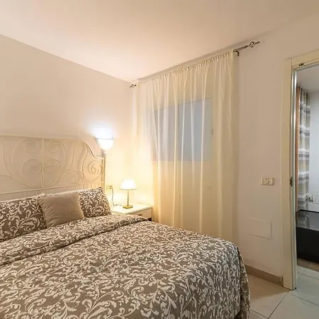 As De Casas - Los Cristianos Steps From The Sea Apartment Arona (Tenerife)