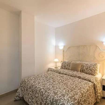 As De Casas - Los Cristianos Steps From The Sea Arona (Tenerife)